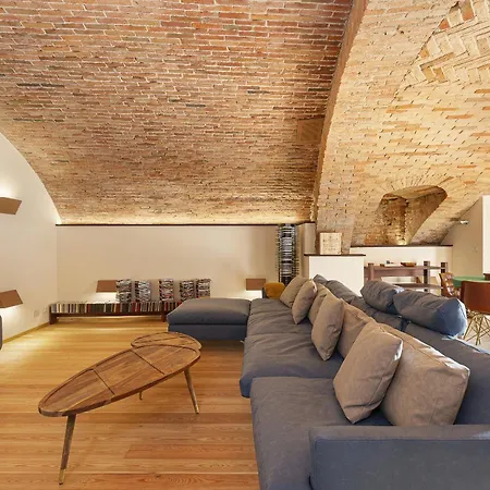 Teresa - Enticing With Pool And Views! Villa