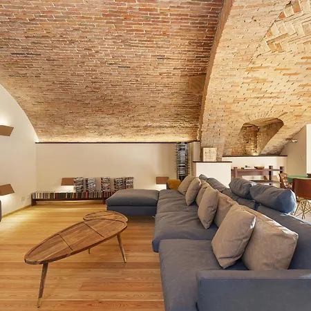 Teresa - Enticing With Pool And Views! ヴィラ