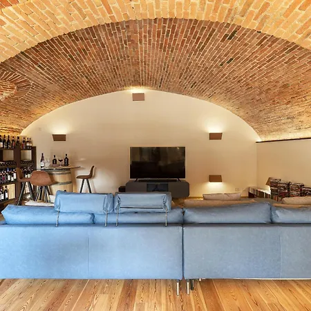 Teresa - Enticing With Pool And Views! ヴィラ *