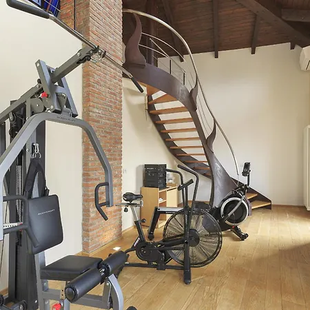 Teresa - Enticing With Pool And Views! ヴィラ *