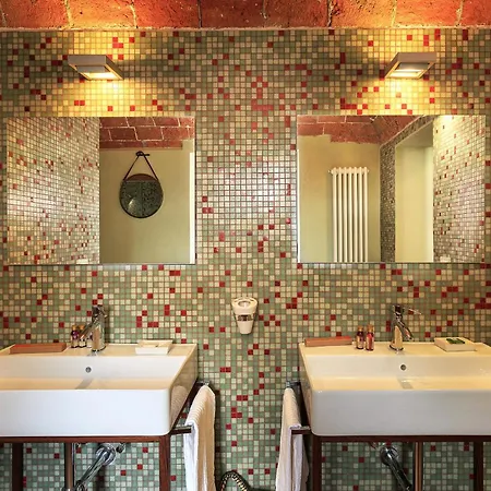 Teresa - Enticing With Pool And Views! *