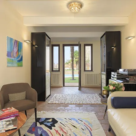 Teresa - Enticing With Pool And Views! Villa Gabiano