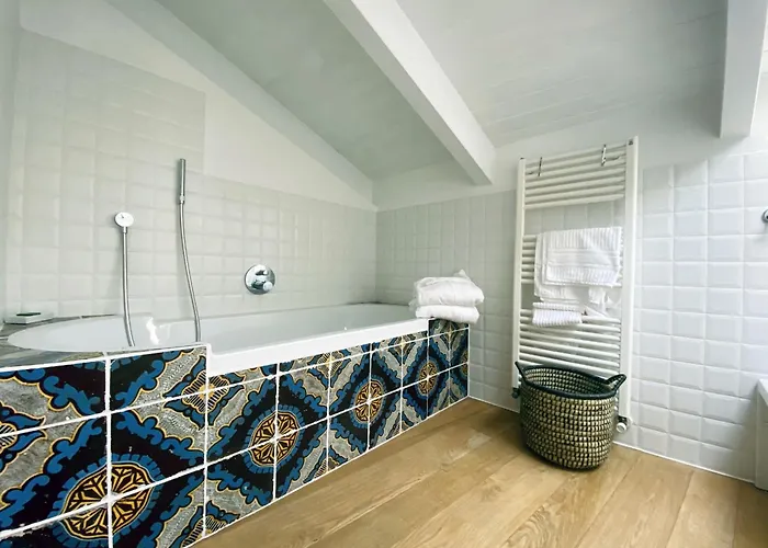 빌라 Teresa - Enticing With Pool And Views!