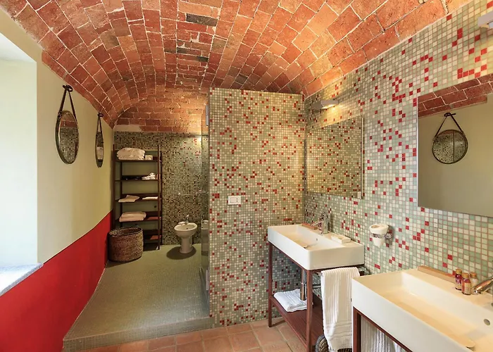 Teresa - Enticing With Pool And Views! * 가비아노