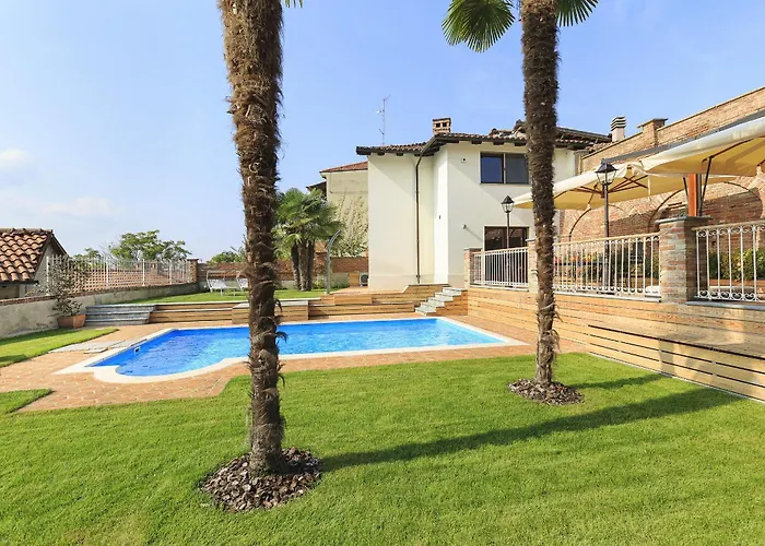 Teresa - Enticing With Pool And Views! 빌라 가비아노