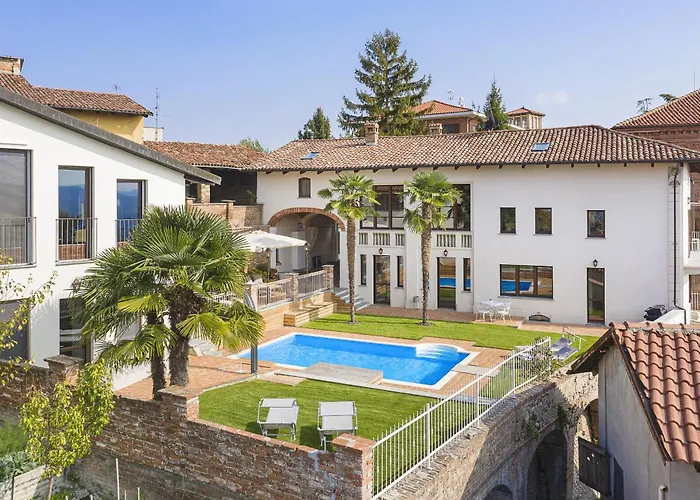 Teresa - Enticing With Pool And Views! * 가비아노